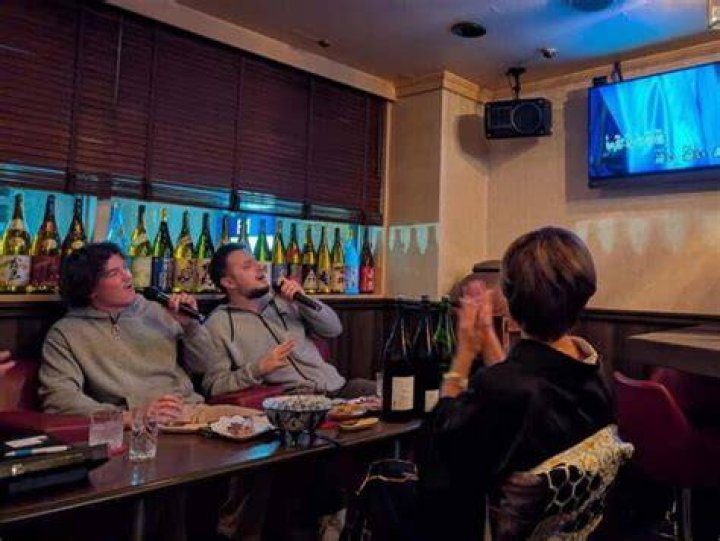 甲府 スナック「城」の実像：昭和が息づく夜の砦へようこそ